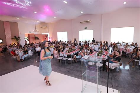 Chá com Mulheres da Fieto reúne cerca de 200 empresárias para ouvir a