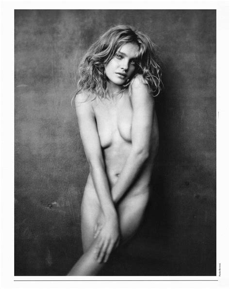 Naked Natalia Vodianova Added 07 19 2016 By ThegoonerAFC02