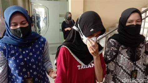 Tipu Korban Rp 250 Juta Janjikan Masuk Akpol Wanita Ditangkap Polda Lampung