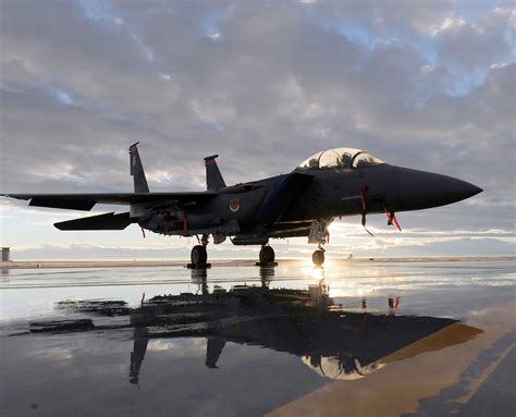 Fighter Jets Free Stock Photo An F 15e Fighter Jet On A Runway At