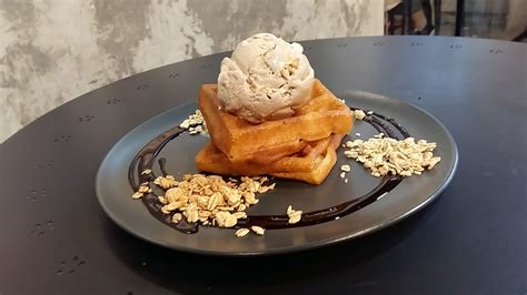 Naked Ice Cream Waffle Blog