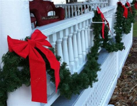 50 Cheap And Easy Diy Outdoor Christmas Decorations Prudent Penny Pincher
