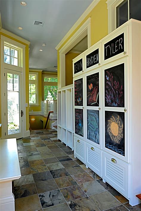 After many, many trips to the habitat for humanity restore in columbia. 23 Best Mudroom Ideas (Designs and Decorations) for 2018