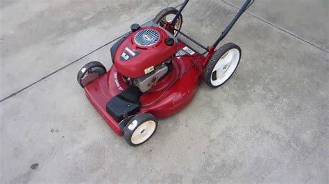 Craftsman 22 inch self propelled mower - YouTube