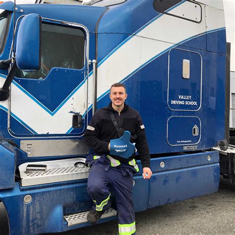 Congratulations, on passing your road test Francisco! 🚛🚛 Enjoy your