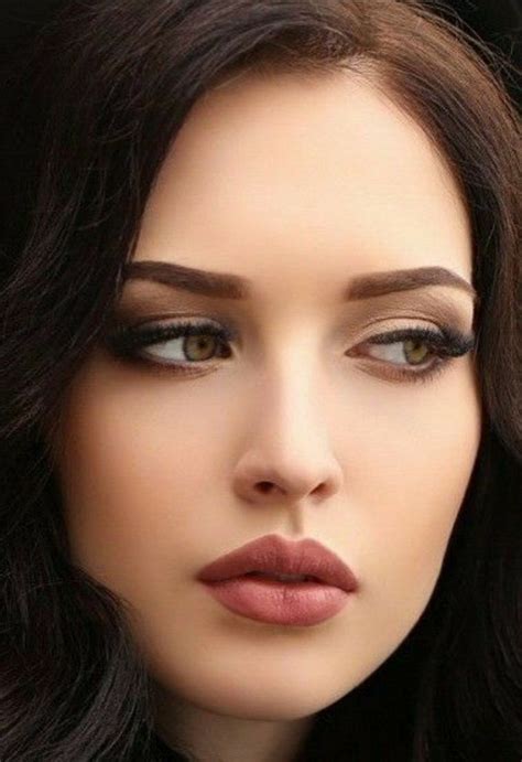 Bonnie Lass Most Beautiful Faces Beautiful Lips Beautiful Girl Makeup