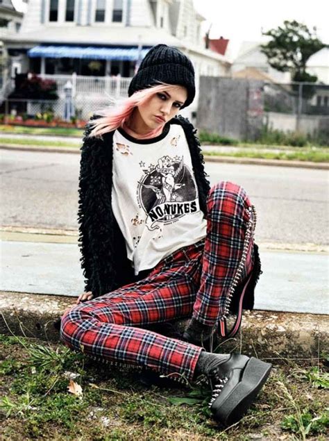Punk Is Back Como Usar El Punk Tendencia Moda 2013 Punk Outfits Indie Fashion Alternative