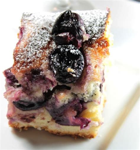 Guarda gli esempi di traduzione di pane e uva nelle frasi, ascolta la pronuncia e impara la grammatica. Ricetta Torta di pane e uva