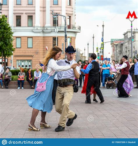 Cute Couple Dancing In The Street Editorial Stock Image Image Of Adult Couple 170937209