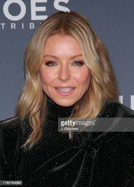 Kelly Ripa 2019 Photos And Premium High Res Pictures Getty Images