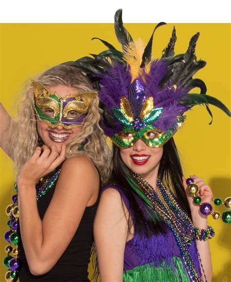 Bring the heat this year and find your perfect look from our dedicated edit of mardi gras clothing. Mardi Gras Outfit Ideas | Party City