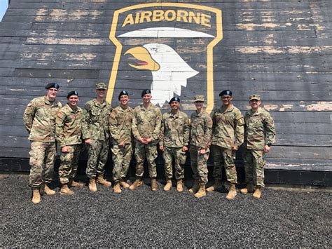 Uniformed Services University Medical Students Earn Coveted Air Assault