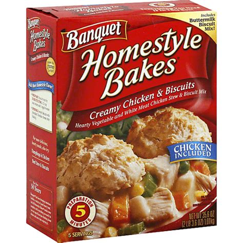 Banquet Homestyle Bakes Creamy Chicken And Biscuits 356 Oz Box Skillet