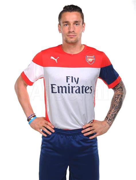 pictures mathieu debuchy in arsenal kit news