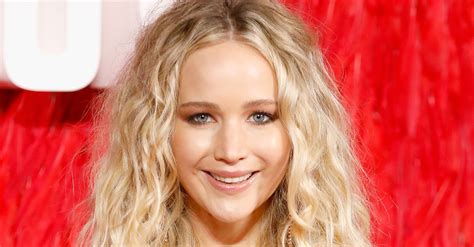 Jennifer Lawrence Explains Why Her On Set Nudity Made People Uncomfortable Huffpost