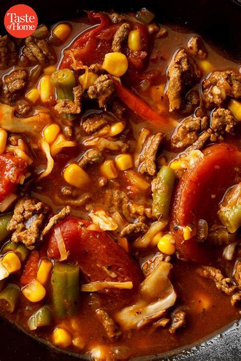 From shepherd's pie to taco soup to beef noodle casserole, just add ground beef and dinner's on us tonight. 40 of Grandma's Best Ground Beef Recipes in 2020 | Ground ...