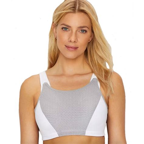 The Best Sports Bras For Large Breasts According To Customer Reviews