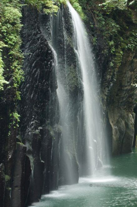 Takachiho Waterfall Japan In 2020 Takachiho Waterfall Japan