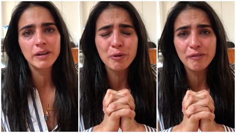 Señalan que la actriz aislinn derbez se sumó a las burlas que el conductor capi pérez realizara en días pasados en referencia a una de las rutinas de ejercicio de bárbara de regil. Entre la vida y la muerte: 15 personas dan su sangre para ...