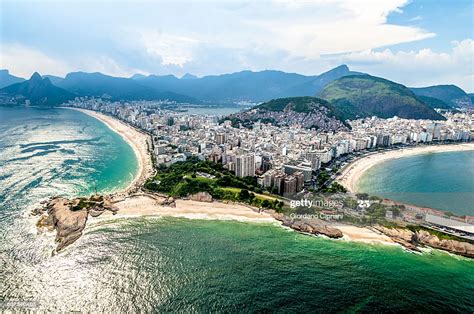 Aerial View Of Arpoador In Rio De Janeiro Stock Foto Getty Images