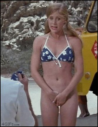 Amy Adams Is Bottomless And Embarrassed In The Film Psycho Beach Party Photo Hd Porn