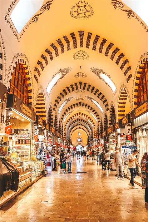 Explore The Grand Bazaar In Istanbul Oldest Market In The World Turkey