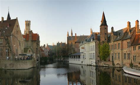 Filerozenhoedkaai Brugge Wikimedia Commons