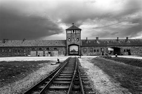 Trumps Critics Desecrate The Holocaust Wsj