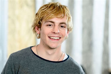 Ross Lynch Wiki Bio Age Net Worth And Other Facts Facts Five