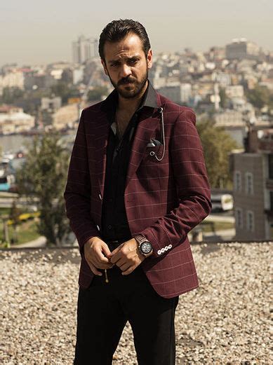 Erdal beşikçioğlu movies and tv shows. Erdal Beşikçioğlu da 'Çukur' hayranı çıktı