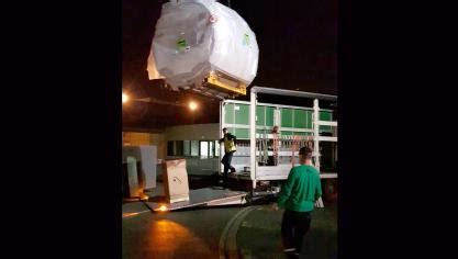 • imagerie en coupes composée de 2 irm et de 2 scanners. Béthune-Beuvry: arrivée spectaculaire et délicate du nouvel appareil IRM à l'hôpital