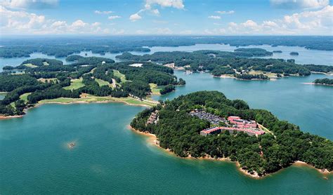 Life On Lake Lanier Everything You Need To Know Keypoint Homes Group