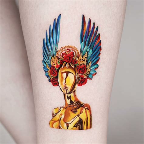 35 Dazzling Golden Tattoos By Manhattan Based Tattoo Artist