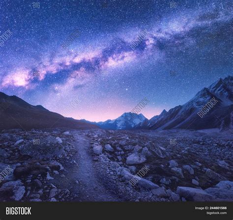 Imagen Y Foto Milky Way Mountains Prueba Gratis Bigstock