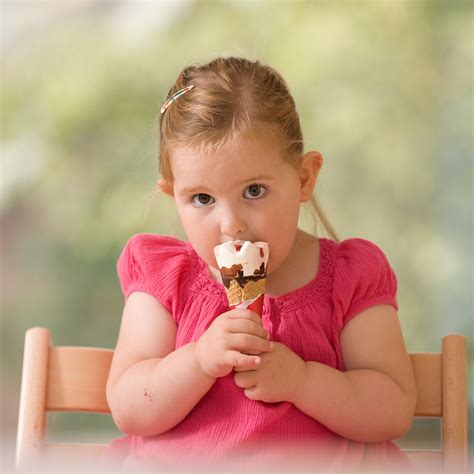 victoria eating ice cream sunpak 5000af flashed against le… flickr