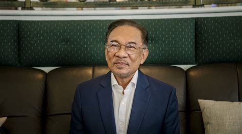 Malaysia Opposition Leader Anwar Ibrahim Says He Has Majority To Govern