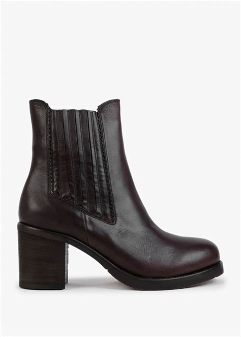 Manas Brown Leather Block Heel Chelsea Boots