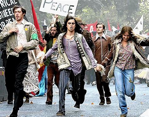 La historia de los hippies El movimiento de los que cambió América Alai