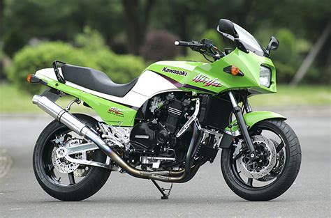 Gpz900r ニンジャ カワサキ