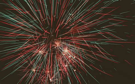 Download Wallpaper 3840x2400 Fireworks Salute Sparks Colorful Night