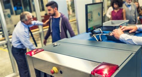 What To Do If You're Arrested by Immigration Customs - Rocket Lawyer