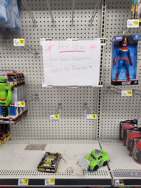 if you have trouble finding cats at Dollar General... : r/HotWheels