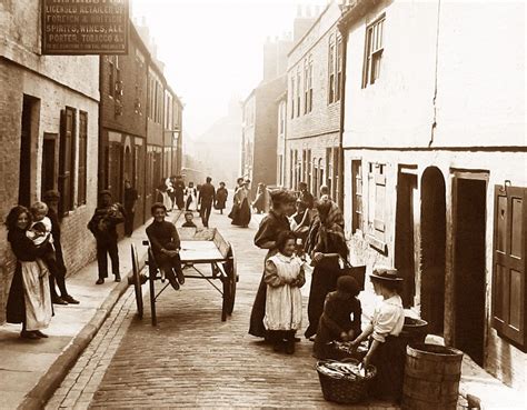 Pin By Carole York On Old Pictures Of Yorkshire Old Photos Whitby