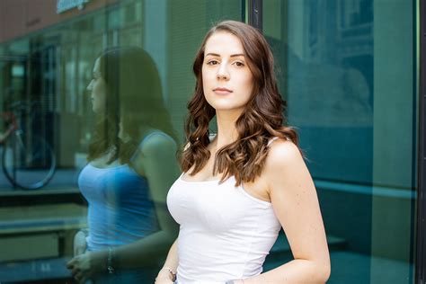 Other variants include corina and corinne. CORINNA - Corinna quera que Iaki estuviese en-Chufa-do ...