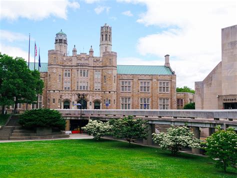 Lehman College News 2022 Fall 21 Faculty Publications