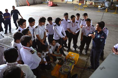 Start share your experience with akademi latihan penerbangan asia pasific today! Senarai Keseluruhan Institusi Pengajian Penerbangan Awam ...