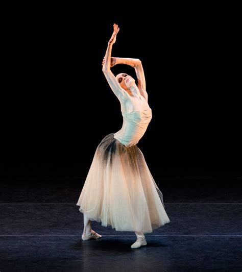 Svetlana Zakharova The Supernova Bolshoi Ballerina Illuminates Amore The Wonderful World Of