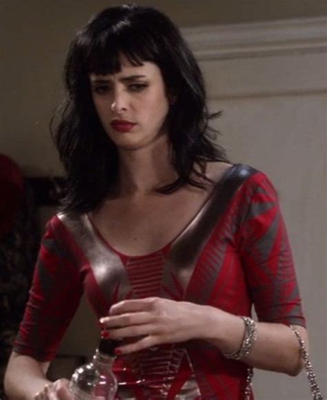 Broke and homeless, her luck turns around when she finds a job at a coffee shop and a roommate, chloe. Don't trust the B in apartment 23 #Outfit #Season1 #Chloe ...