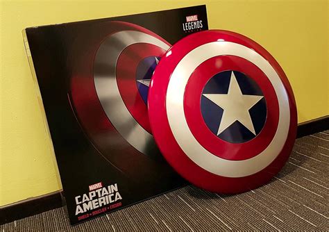 Exclusive Geek Review Hasbro Marvel Legends Captain America Shield