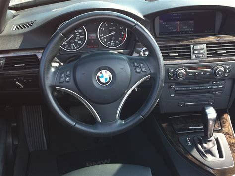 2007 bmw 3 series pictures: 2007 BMW 3 Series - Interior Pictures - CarGurus